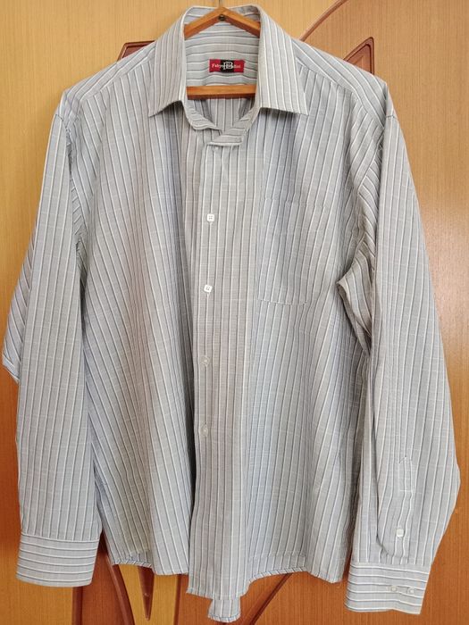 Рубашки мужские .