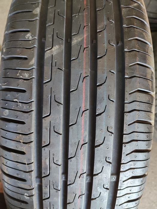 Vând 4 anvelope vara noi 215 65 16  Continental Contact 6