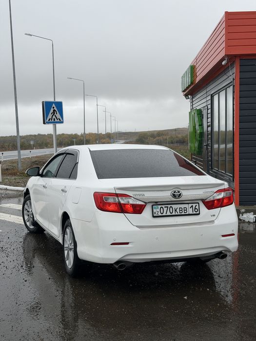 Продам камри …….