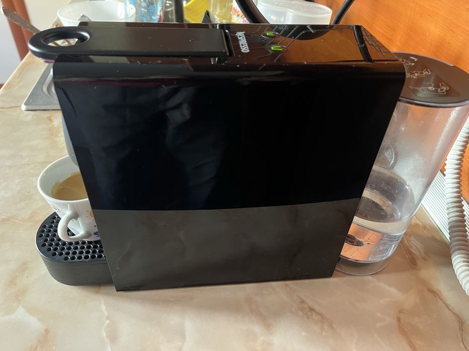 Продавам Nespresso mini