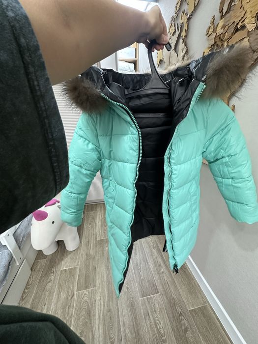 зимняя куртка для девочки 134-140