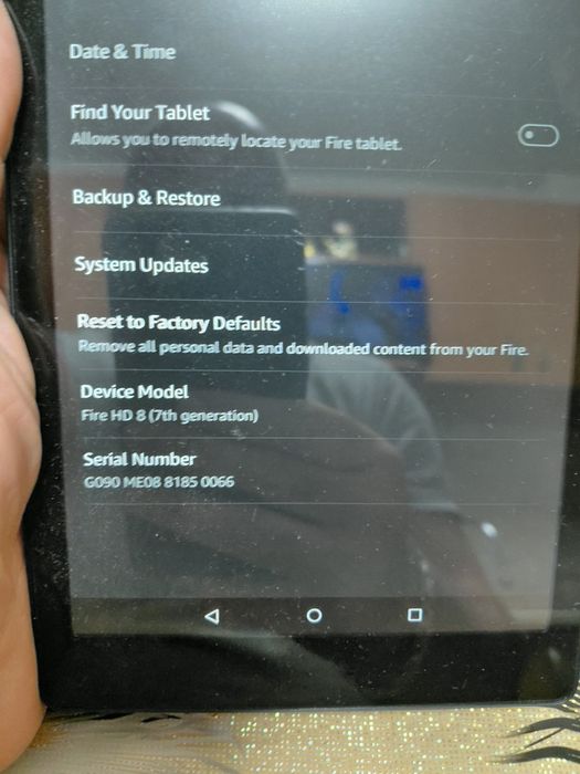 Vind amazon fire generația 7 de 8 inch cu peste 2300 de cărți în limba română