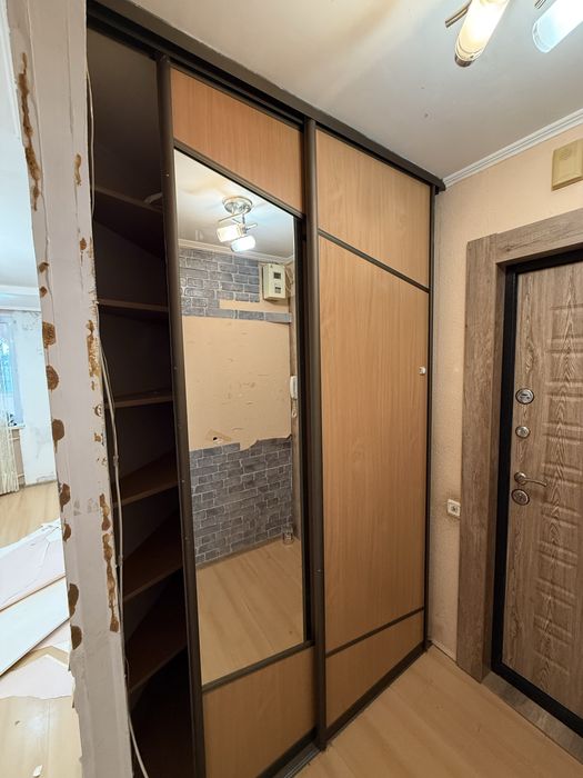 Продам шкаф купе