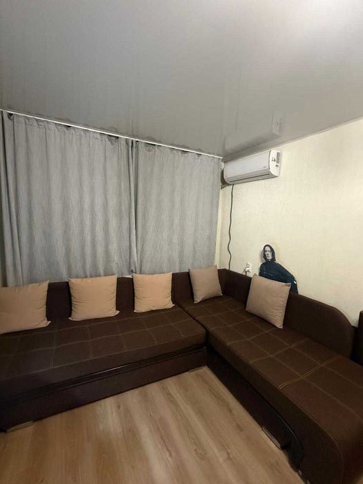 продам большой угловой диван