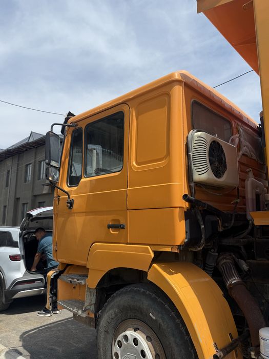 Самосвал SHACMAN f2000