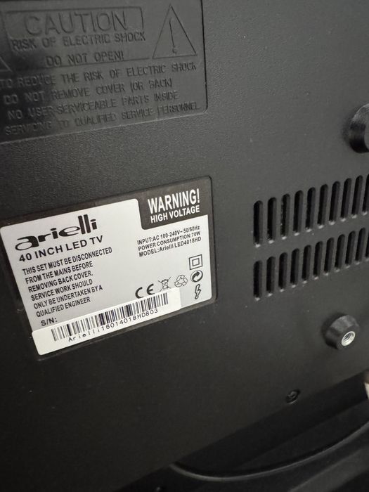 Телевизор Arielli 40" LED (модел LED4018HD)