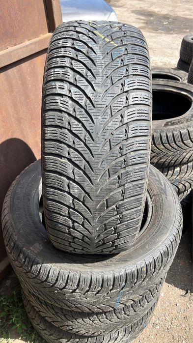 235/55 R17 Nokian 4шт
