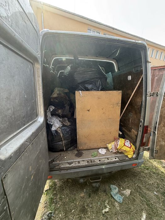 Кърти Чисти Извозва