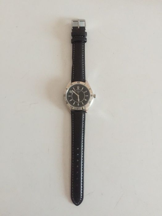 Продам часы