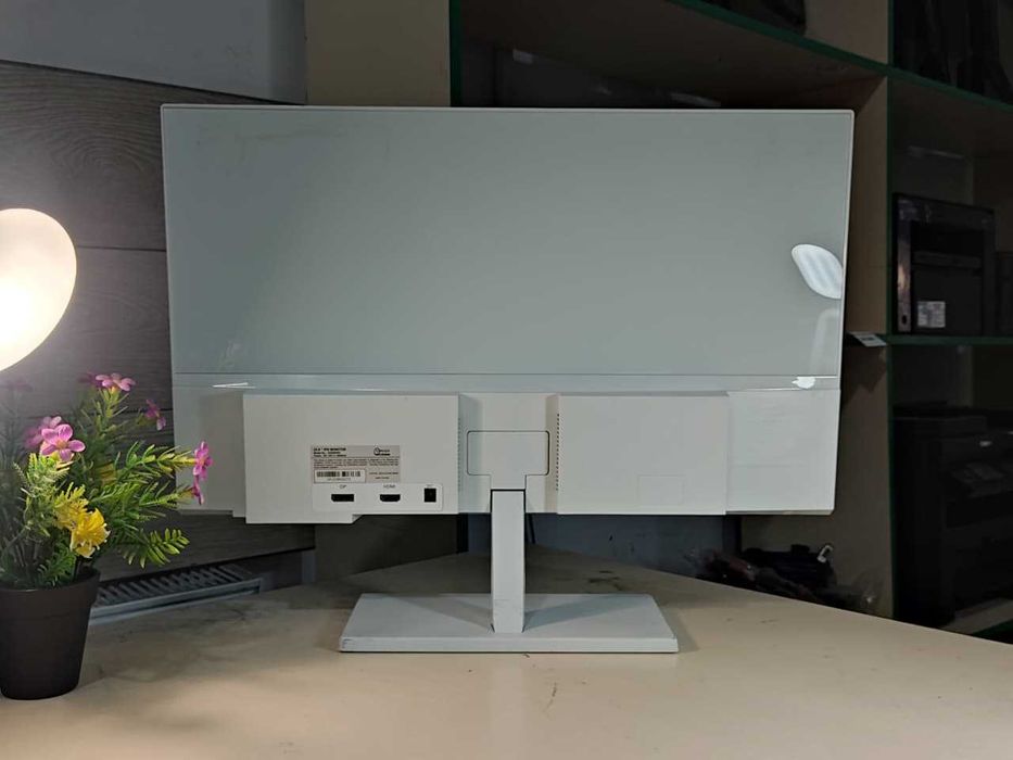 Монитор Qmax IPS 24 диагональ HDMi и DisplayPort