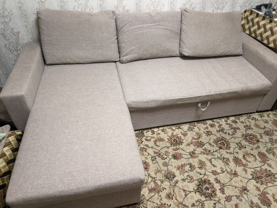 Продам угловой диван