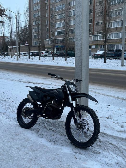 Продам эндуро 250 куб