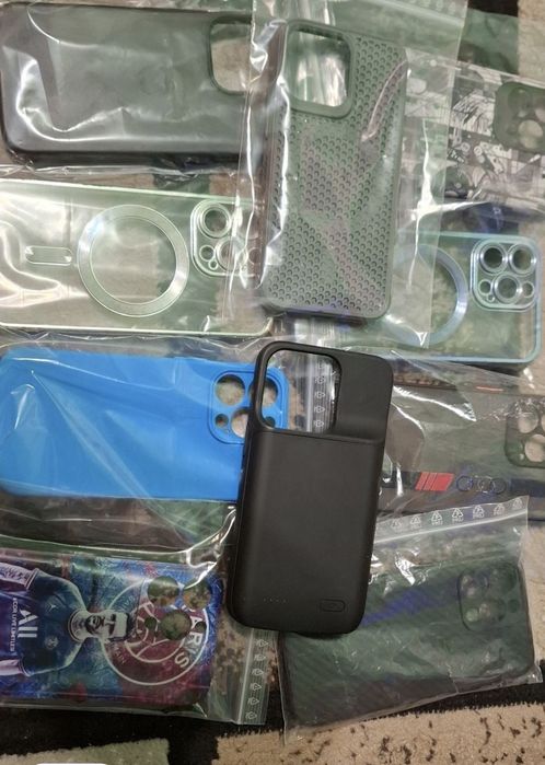 Huse Samsung Galaxy A10 si A12 /M12 A53 iphone 13pro