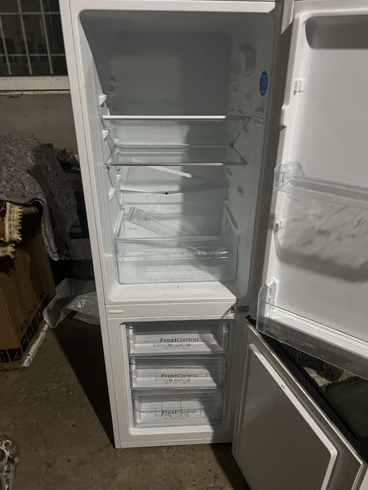 Frigider si congelator