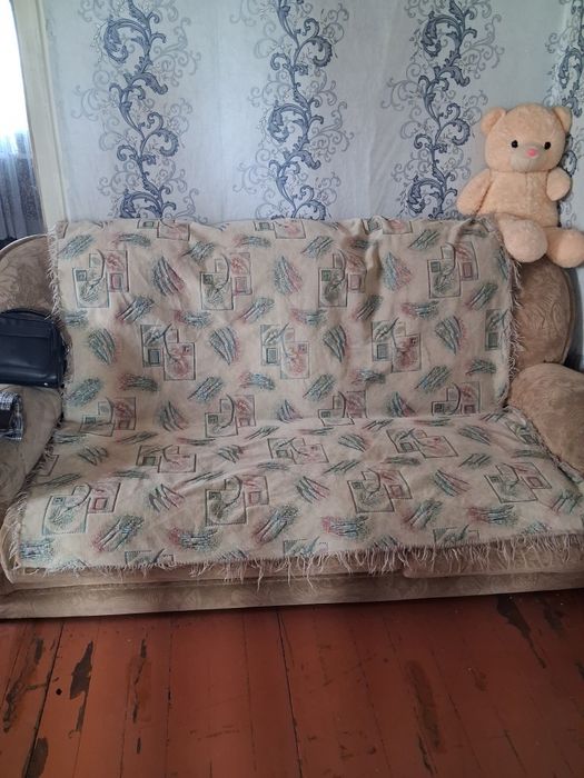 Продам большой диван
