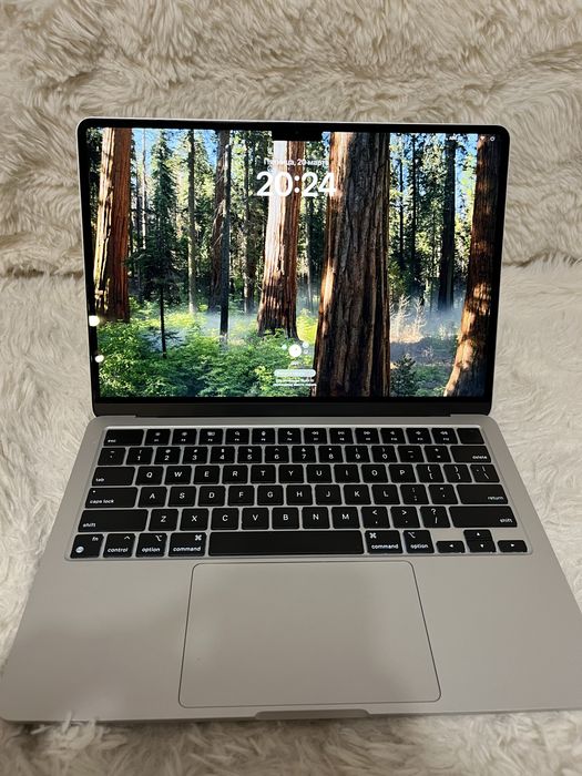 Macbook air m3 8/256