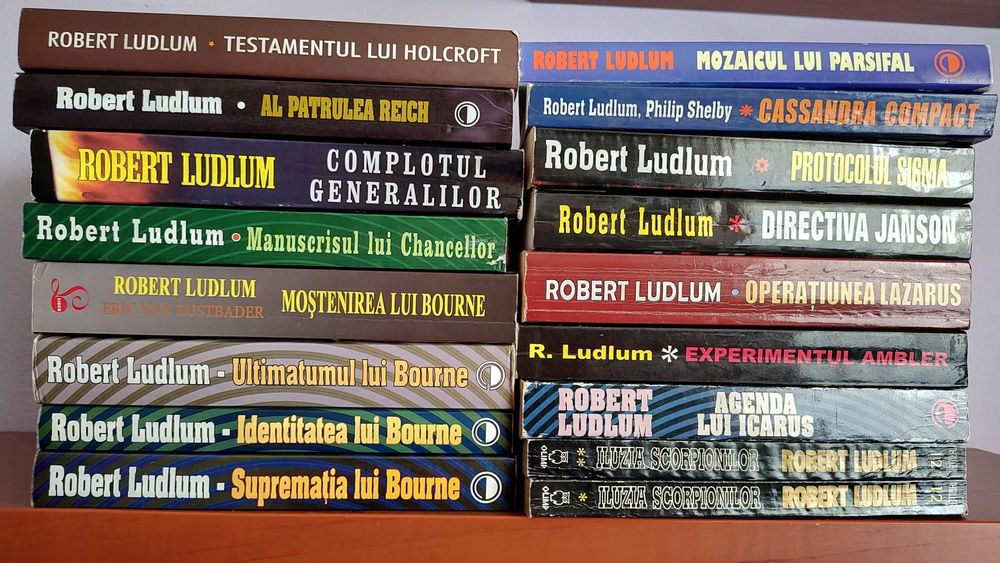 Robert Ludlum – set 34 romane, 35 vol., thriller