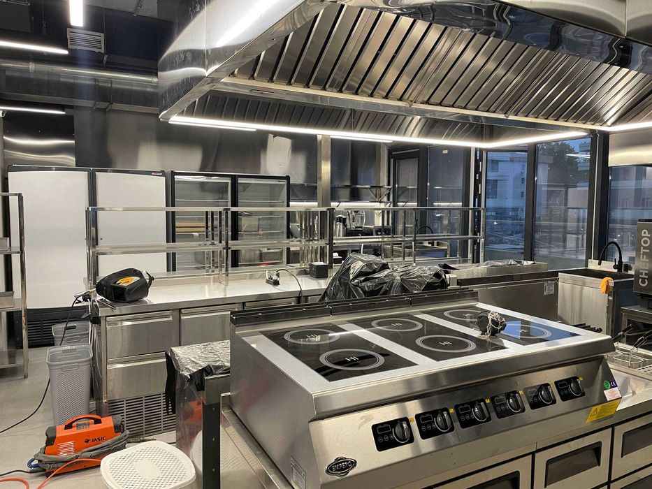 Оборудование для кухни кафе из нержавейки