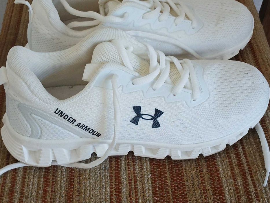 Маратонки Under Armour и Tommy Hilfiger