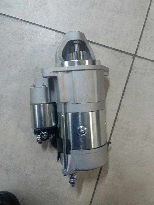 Стартер на экскаватор