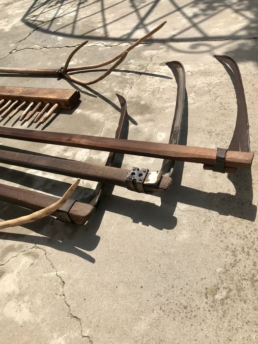 Дървени коси и вили - ръчно изработени