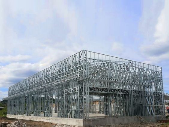 Строителство на Халета на изплащане, Метални конструкции за складове,