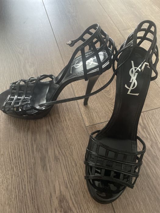 Оригинални обувки/сандали YSL