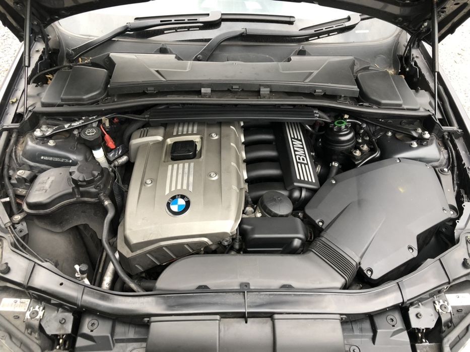 Продаваме бмв е90 325и/bmw e90 325i