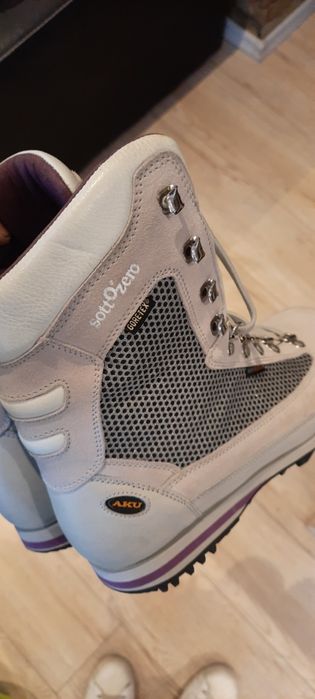 Дамски туристически обувки AKU