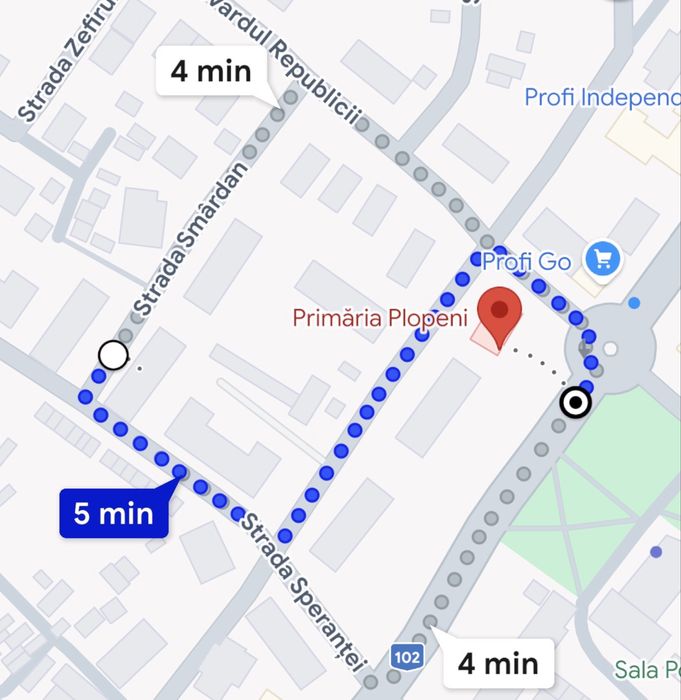 Vand apartament in Vilele din spatele Primariei Plopeni.