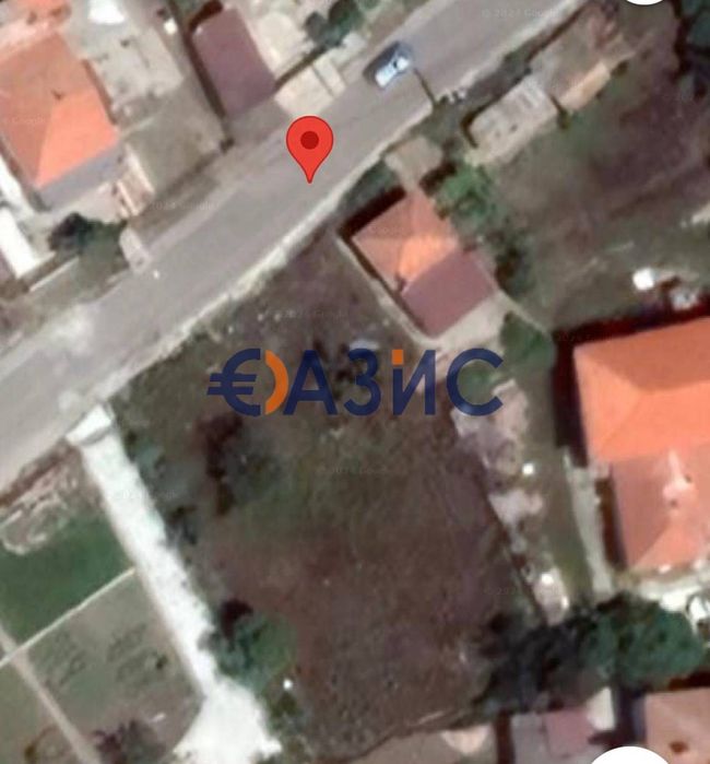 парцел УПИ в Тънково 743 кв. м, височина на застрояване 10 м.