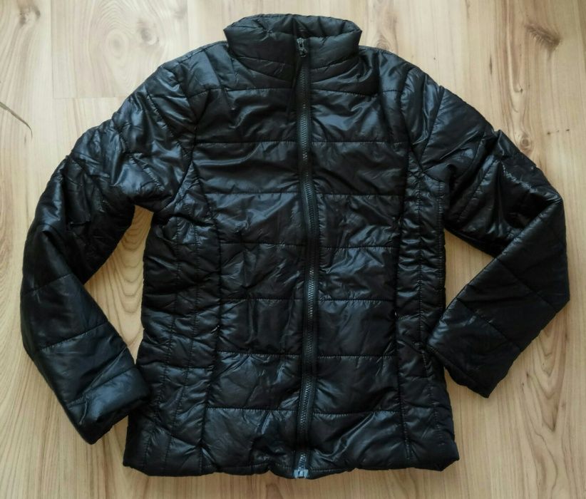 Ново с етикет! Олекотено яке черно С