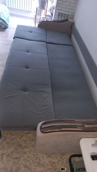 Продам б/у диван