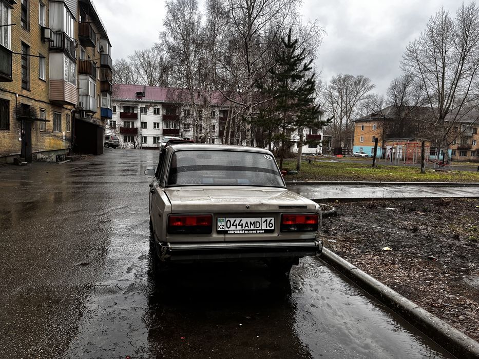 Продам машину Ваз 2105