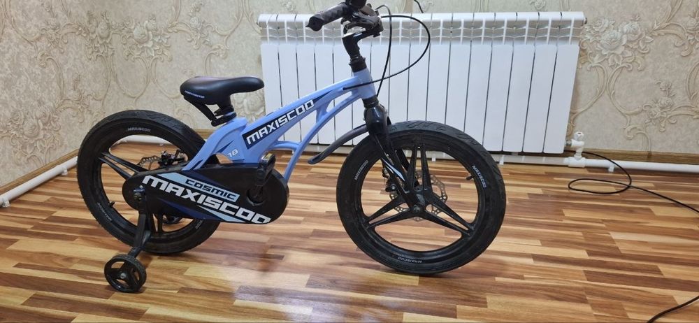 Детский велосипед Maxiscoo Cosmic Deluxe+
