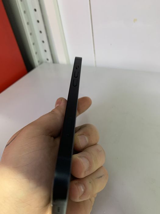 Айфон   13 128Gb