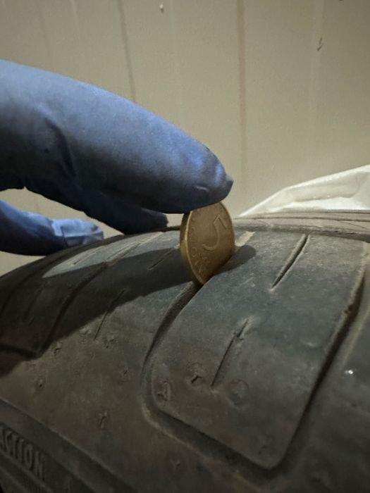 Goodyear- 215/60/16 - 4 броя за 40лв.