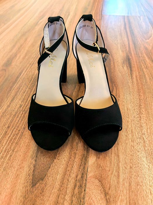 Sandale elegante negre toc pătrat