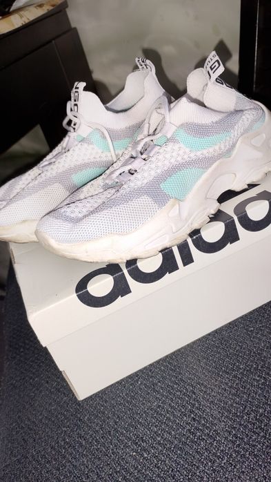 Маратонки дамски 37.5 и 38