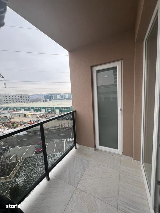 Apartament 3 camere de inchiriat, parcare, zona BMW