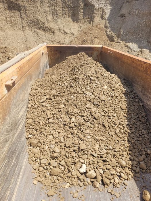 Balast compactabil pentru drumuri / fundatii