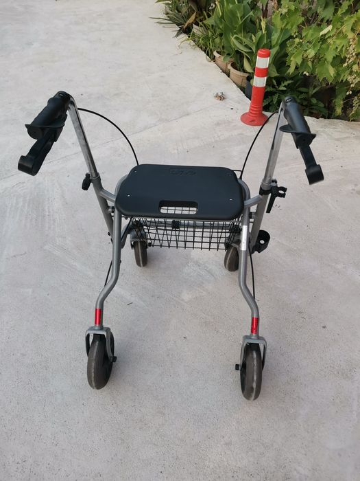Cadru mobil cu suprafață de sprijin