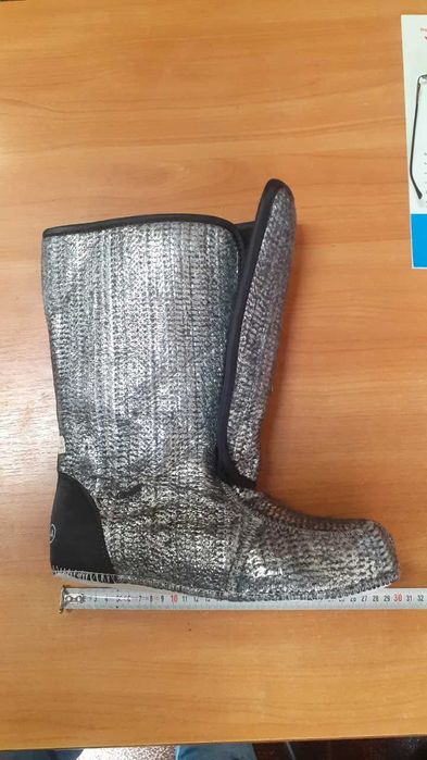 Продавам зимни боти Thinsulate размер 44