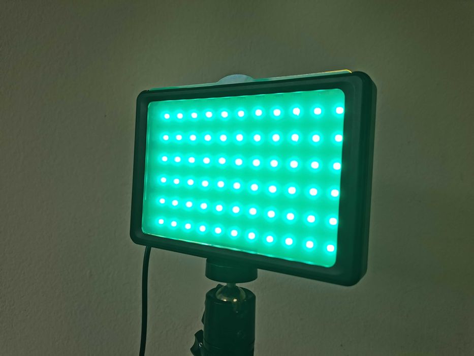 LED осветление Neewer ZC-10S комплект 2 бр. идеални за влогинг или видео подкасти в YouTube