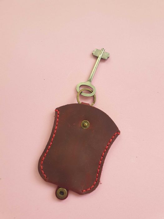 Кожаная ключница