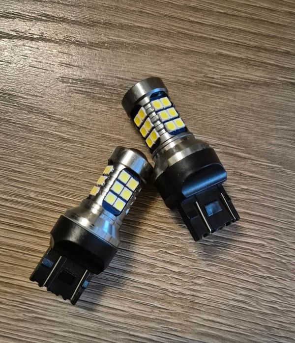 4 бр. LED крушка W21/5W, T20, 7443, 6000K, 12V