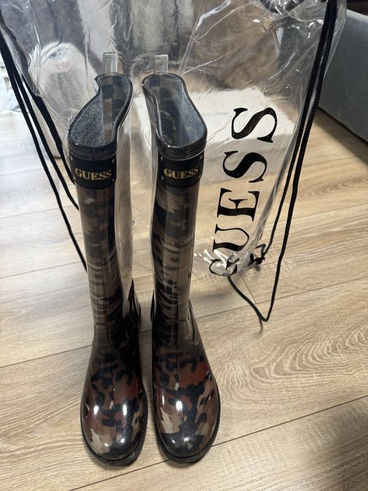 Гумени ботуши Guess