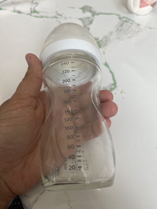 Бутылка для новорожденных