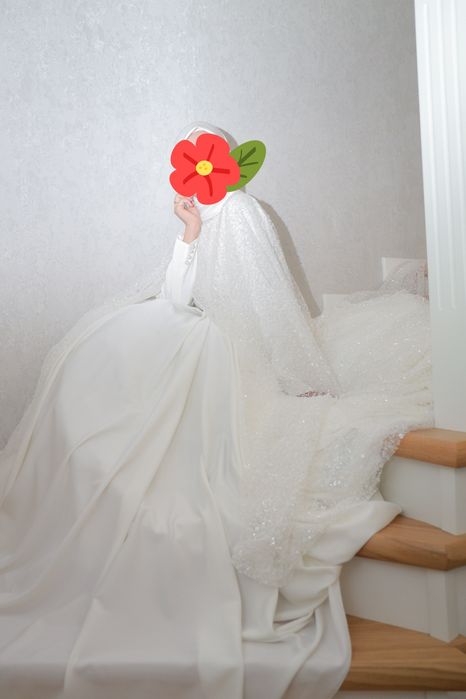 Hijobli Qizlar uchun Kelin Ko'ylak