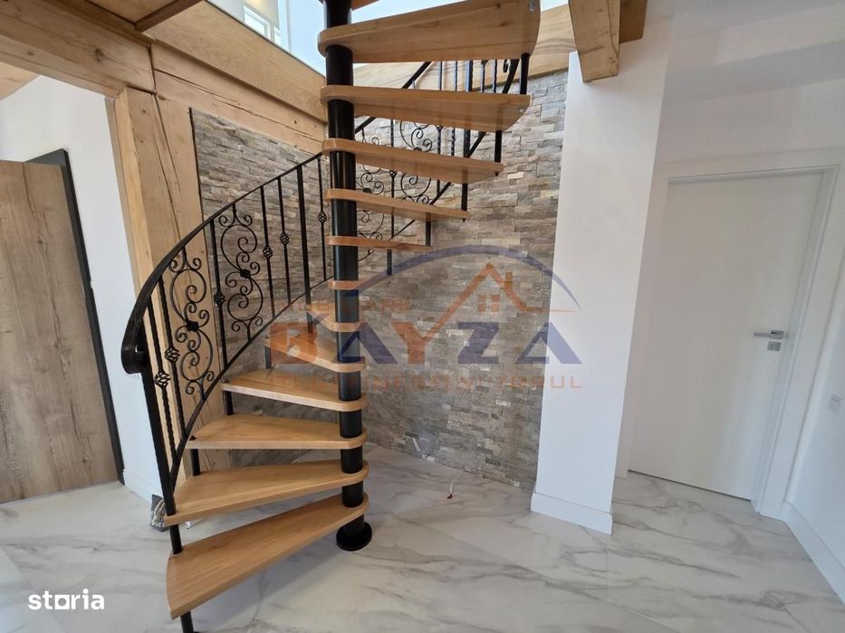 Casă superba P+E+M, teren 5.000 mp – Viile Cicârlăului